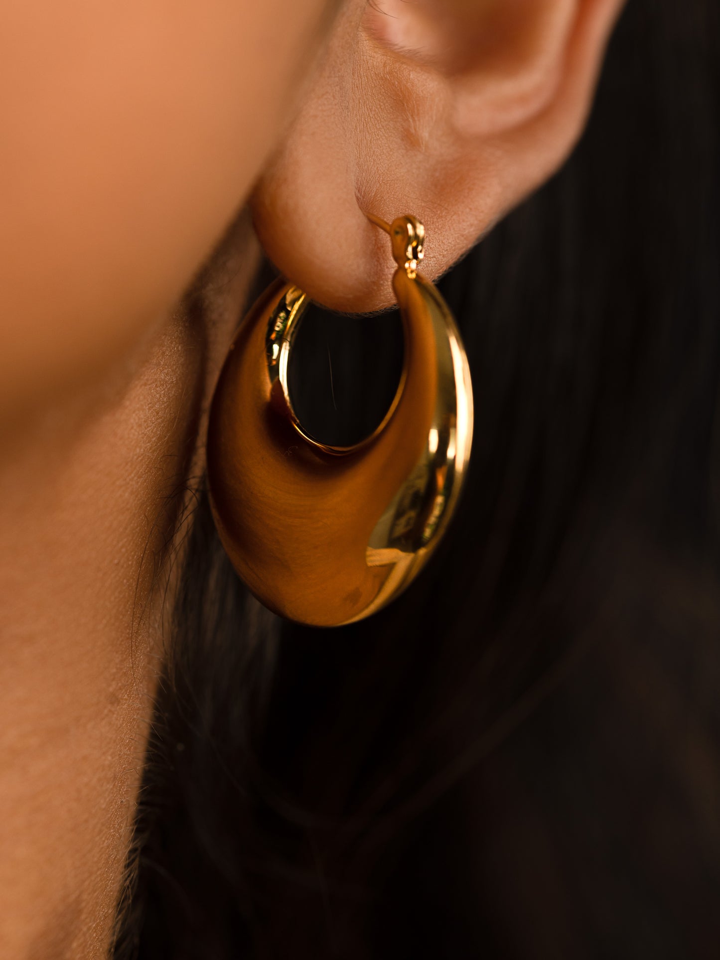 ZAHRA HOOPS | 18K Gold - LILÈ - Earring - LILÈ - online jewellery store - jewelry online - affordable jewellery online Australia