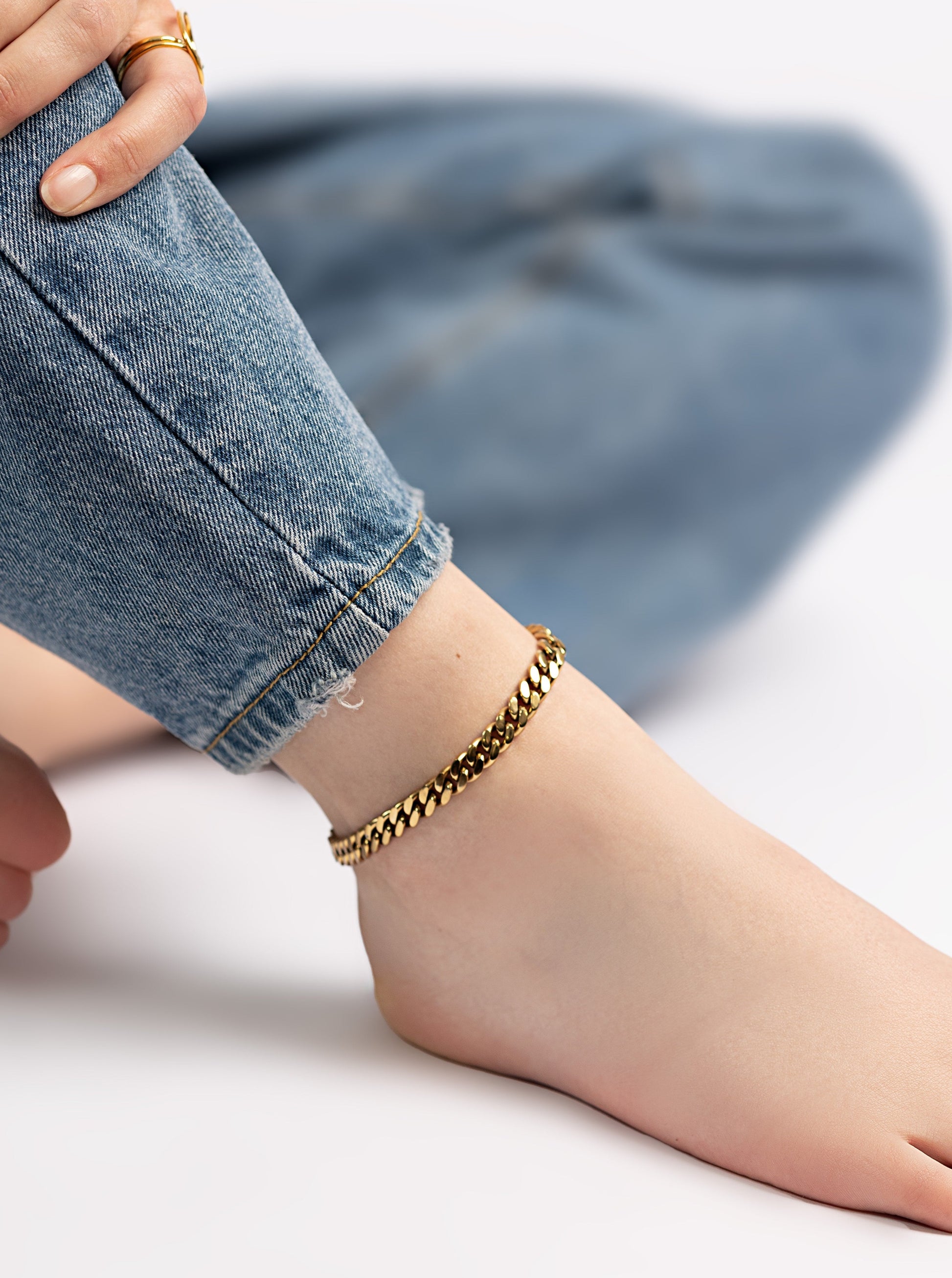 CLASSIC CUBAN ANKLET | 18K Gold - LILÈ - Anklet - LILÈ - online jewellery store - jewelry online - affordable jewellery online Australia