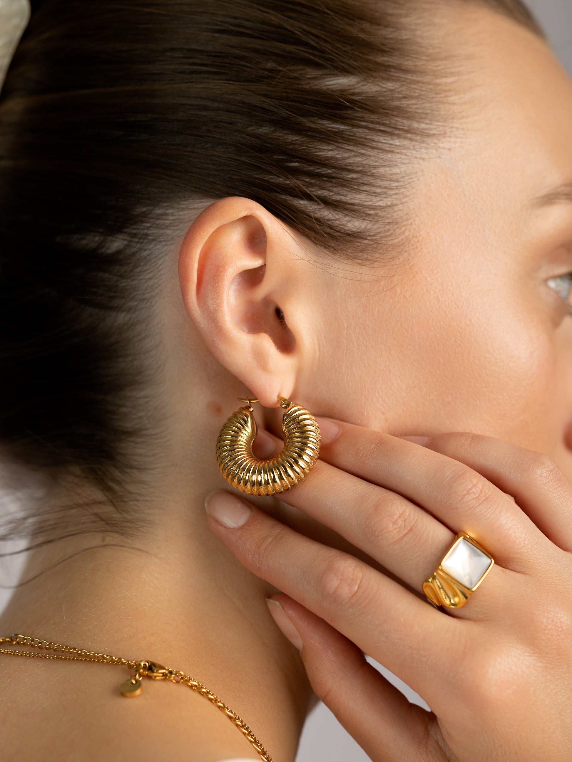 SENTI HOOPS | 18K Gold - LILÈ - Earring - LILÈ - online jewellery store - jewelry online - affordable jewellery online Australia