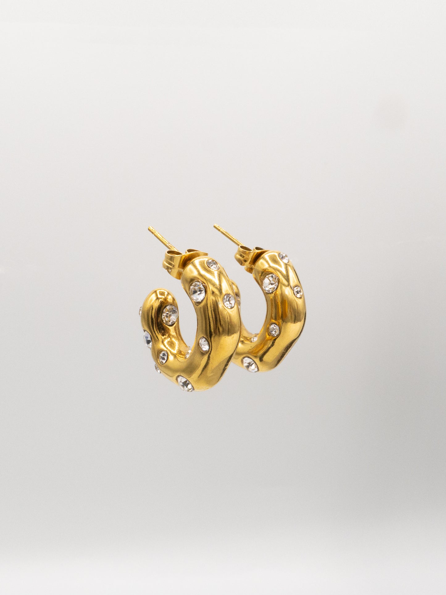 VARA HOOPS | 18K Gold - LILÈ - Earring - LILÈ - online jewellery store - jewelry online - affordable jewellery online Australia