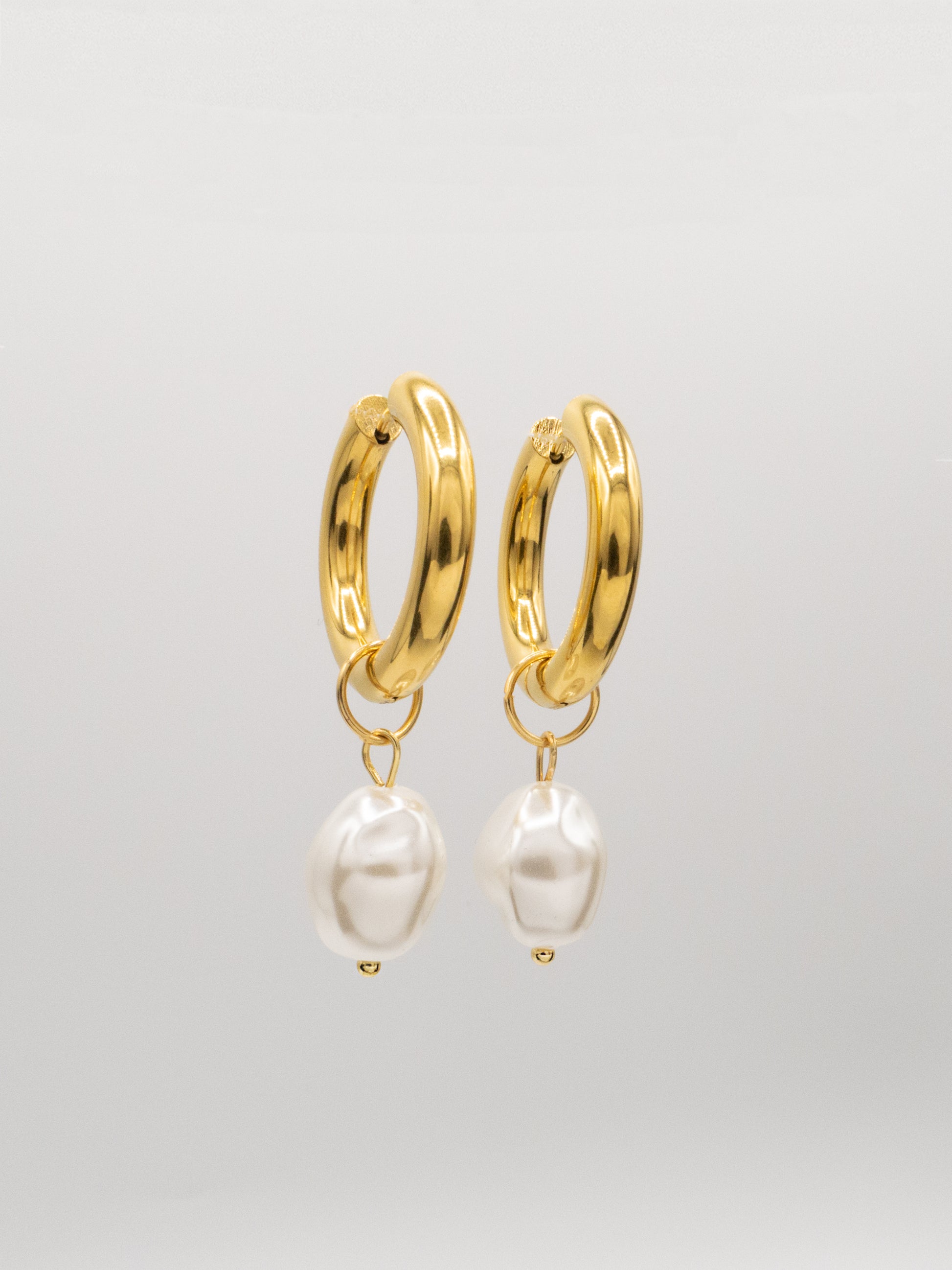 PERLÉ HOOPS | 18K Gold - LILÈ - Earring - LILÈ - online jewellery store - jewelry online - affordable jewellery online Australia